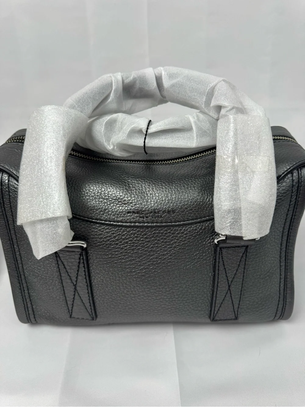 Marc Jacobs clean full finish